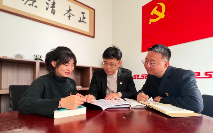 库尔勒市第二期_副本.jpg