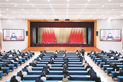 4_19318558_b.jpg