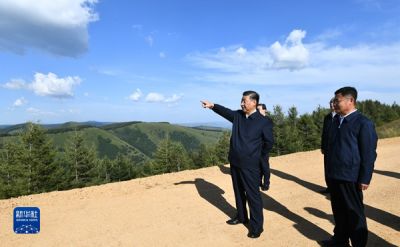 习近平：贯彻新发展理念弘扬塞罕坝精神 努力完成全年经济社会发展主要目标