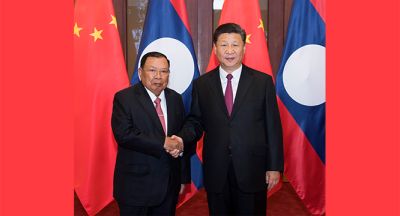 习近平同老挝人民革命党中央总书记、国家主席本扬举行会谈