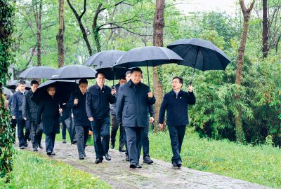 《求是》杂志发表习近平总书记重要文章 《关于全面建成小康社会补短板问题