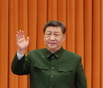 习近平春节前夕慰问部队 向全体人民解放军指战员武警部队官兵军队文职人员预备役人员和民兵致以新春祝福