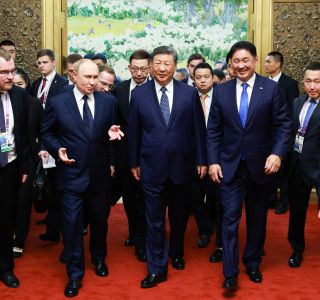 习近平主持中俄蒙元首第七次会晤